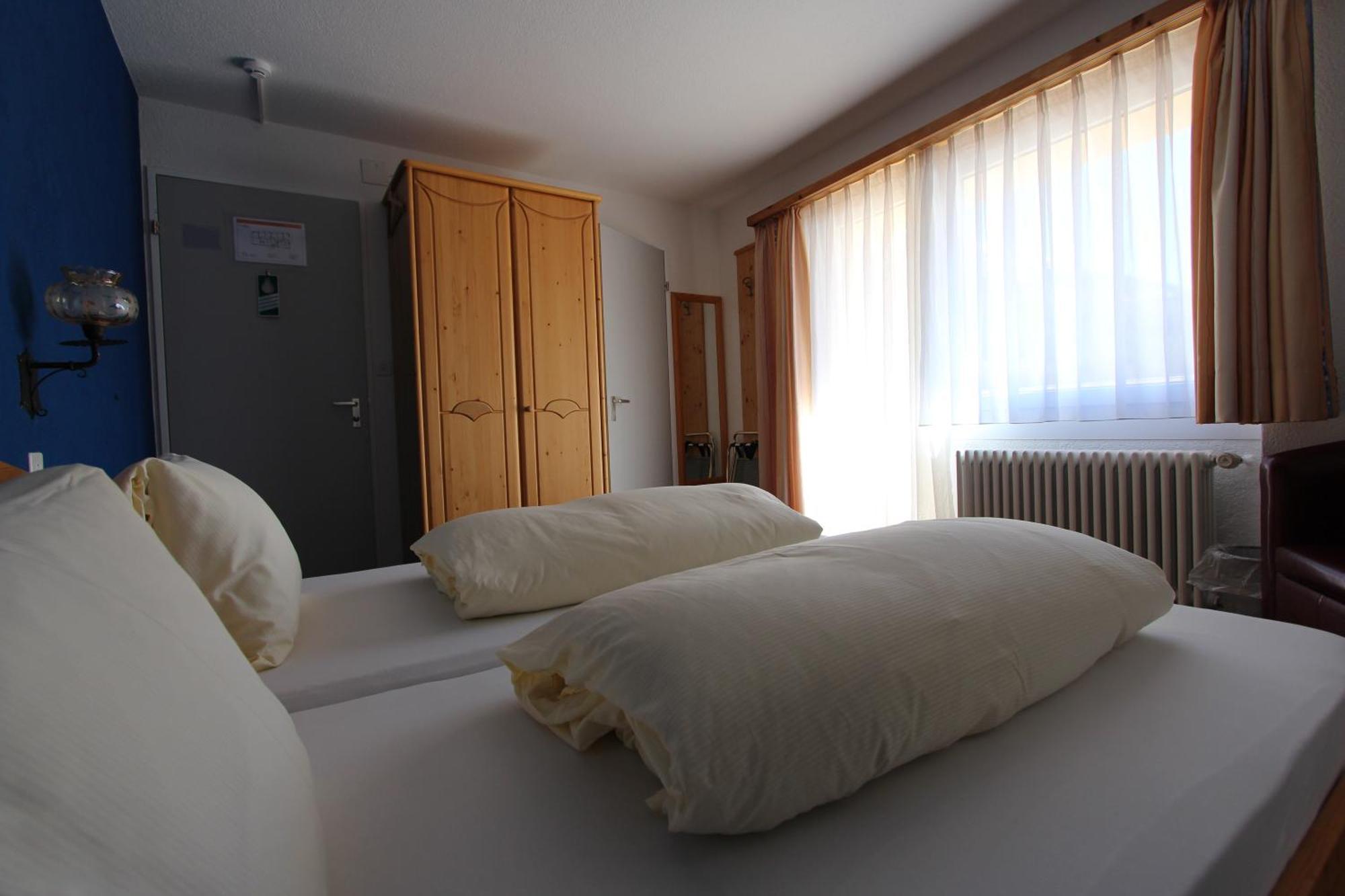 Hotel Al Rom Tschierv Δωμάτιο φωτογραφία