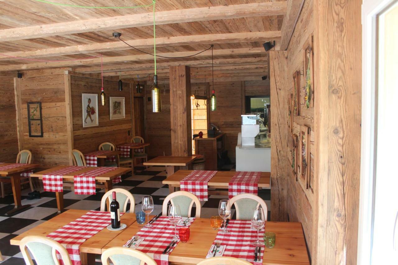Hotel Al Rom Tschierv Εξωτερικό φωτογραφία